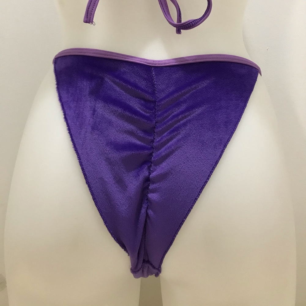Bikini - Picture 6 of 6